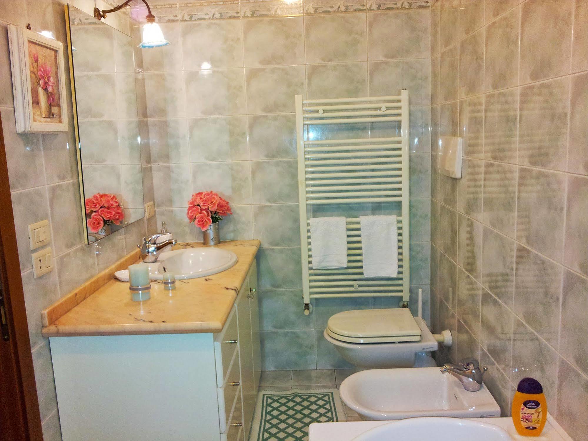 Assisi Casa Degli Angeli Apartment ภายนอก รูปภาพ